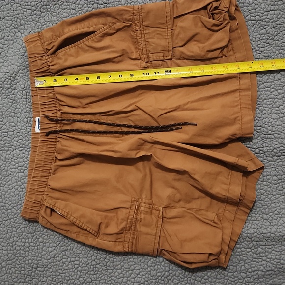 Men's Old Navy Elastic Waist Cargo Shorts Ginger Brown Color Size Large - Picture 7 of 8
